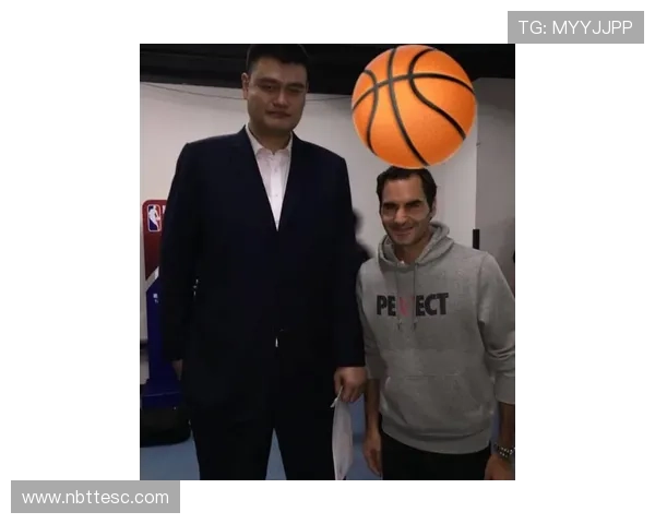 恶搞姚明的创意拍照挑战让你笑翻天的趣味瞬间大集合