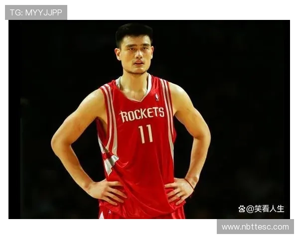 姚明的传奇人生与篮球成就简历全解析