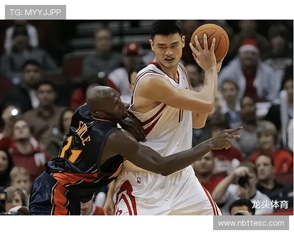 姚明的弹跳高度究竟有多惊人揭秘他的篮球生涯中的跳跃能力